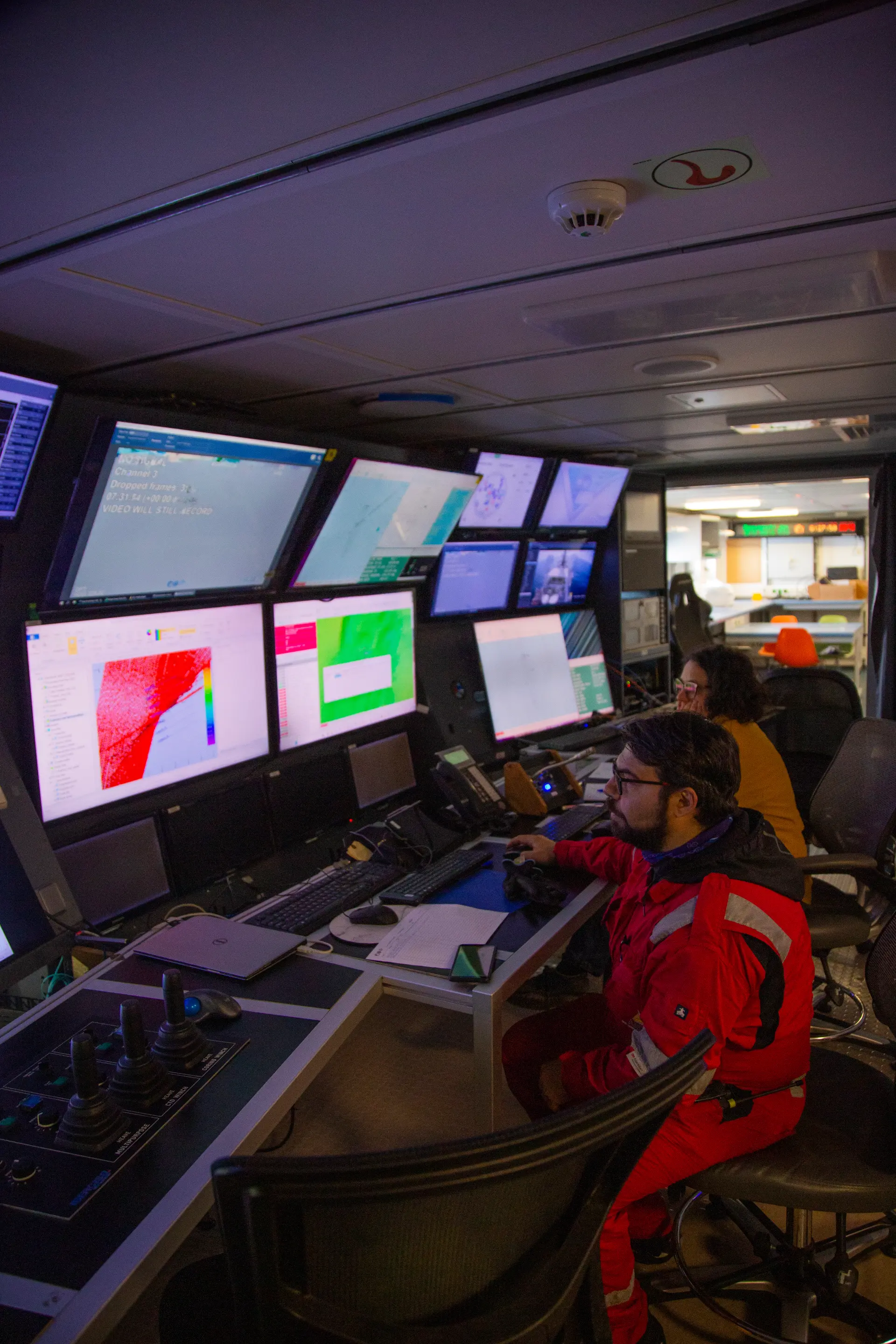 Live communication campaign