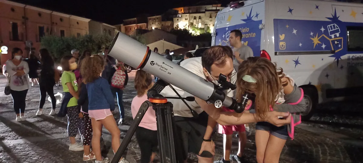Stargazing session with professional telescopes